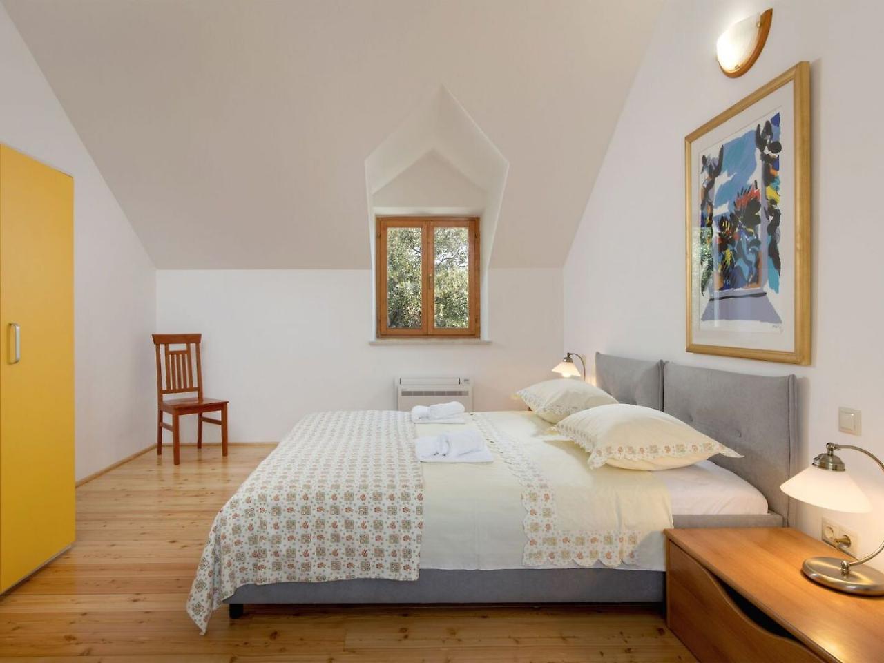 Villa Dubrava Tranquil Retreat Nestled In An Olive Grove For Serene Escapes Pucisca Dış mekan fotoğraf